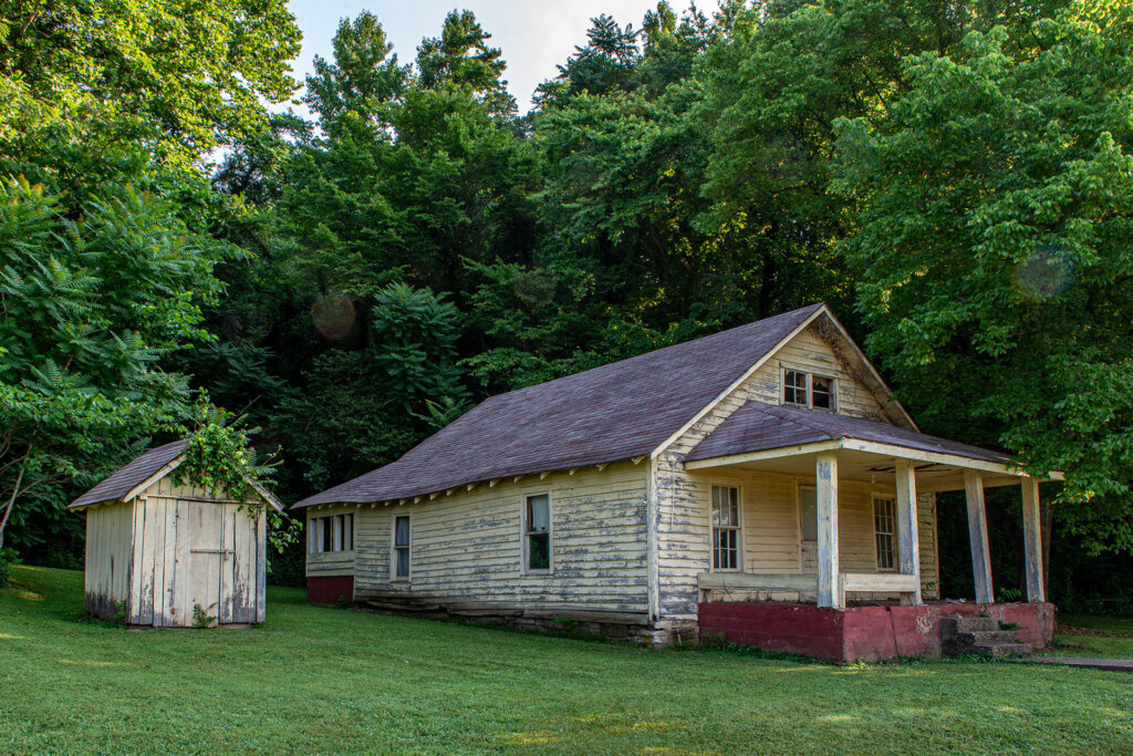 Historic old house and shed in Boxely Valley, Arkansas - Copyright Randy G. Barney Photography